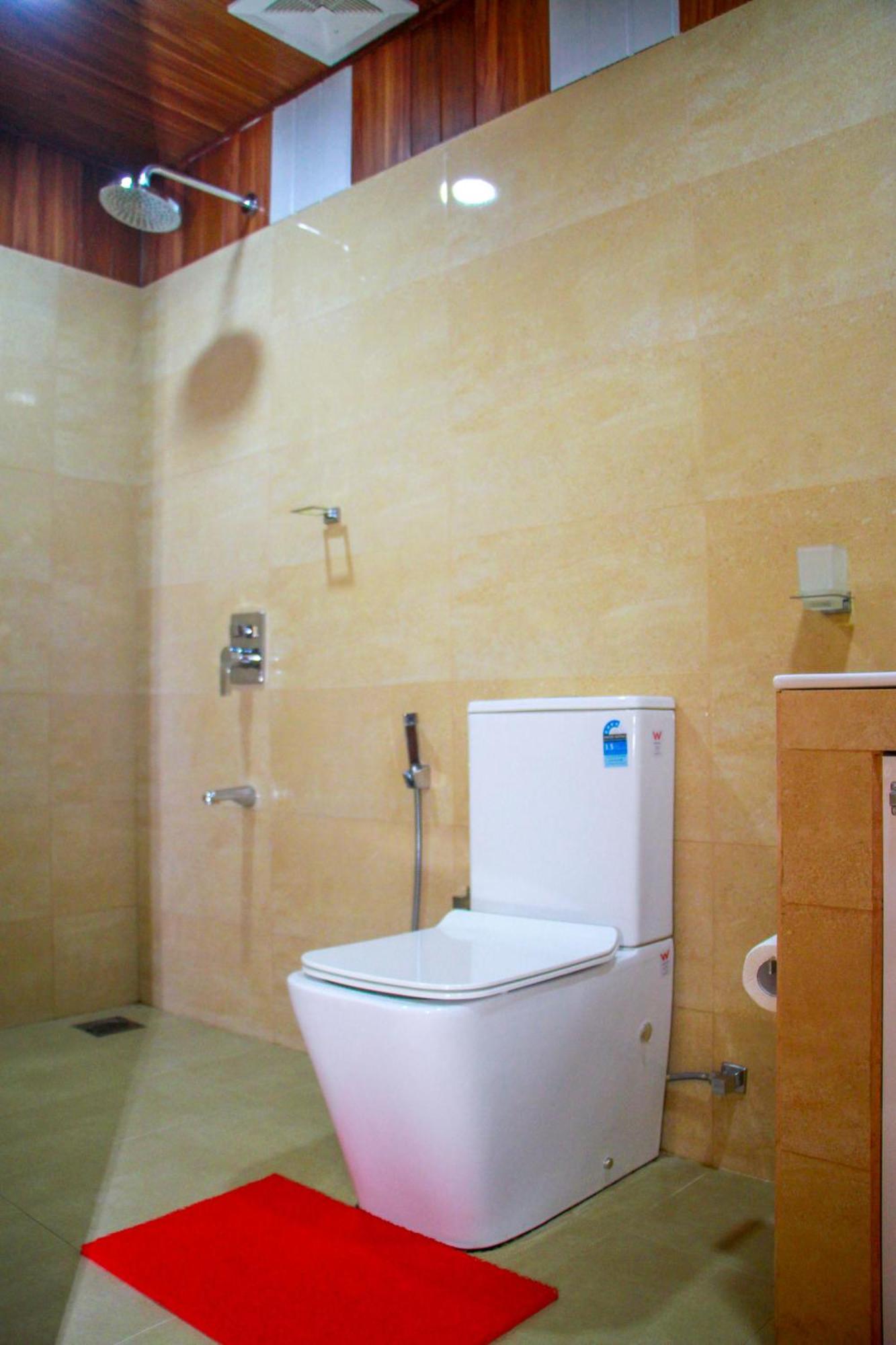 Machcha Lodge *